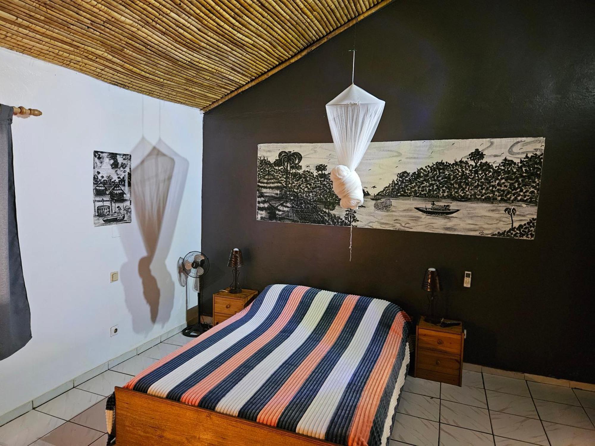 Hotel Club Safari 엠보우 외부 사진